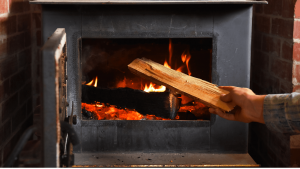 Utiliser correctement sa cheminée ou son poêle à bois.