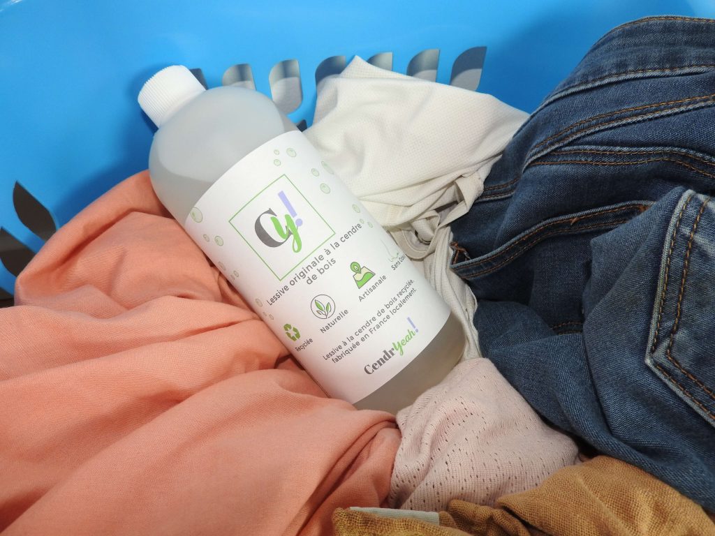 Lessive à la cendre de bois sans odeur de la marque cendryeah